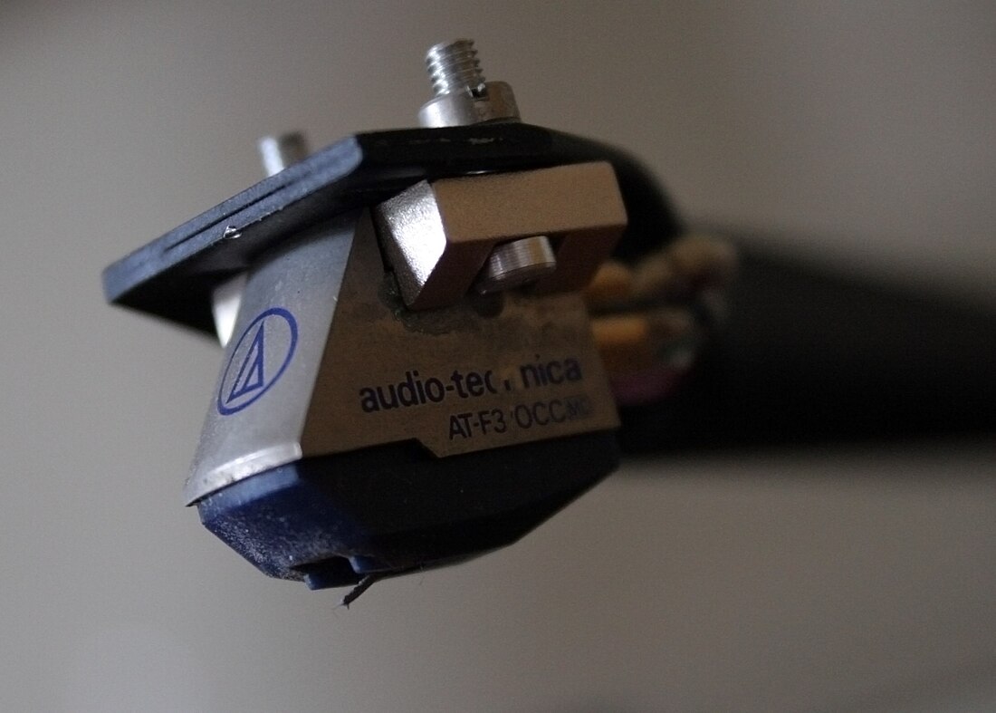 Magnetic cartridge
